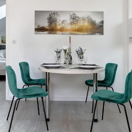 La Belle Cachette Apartment